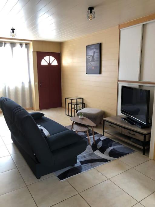 Charmant T3 Calme Et Accueillant Pollestres Exterior foto
